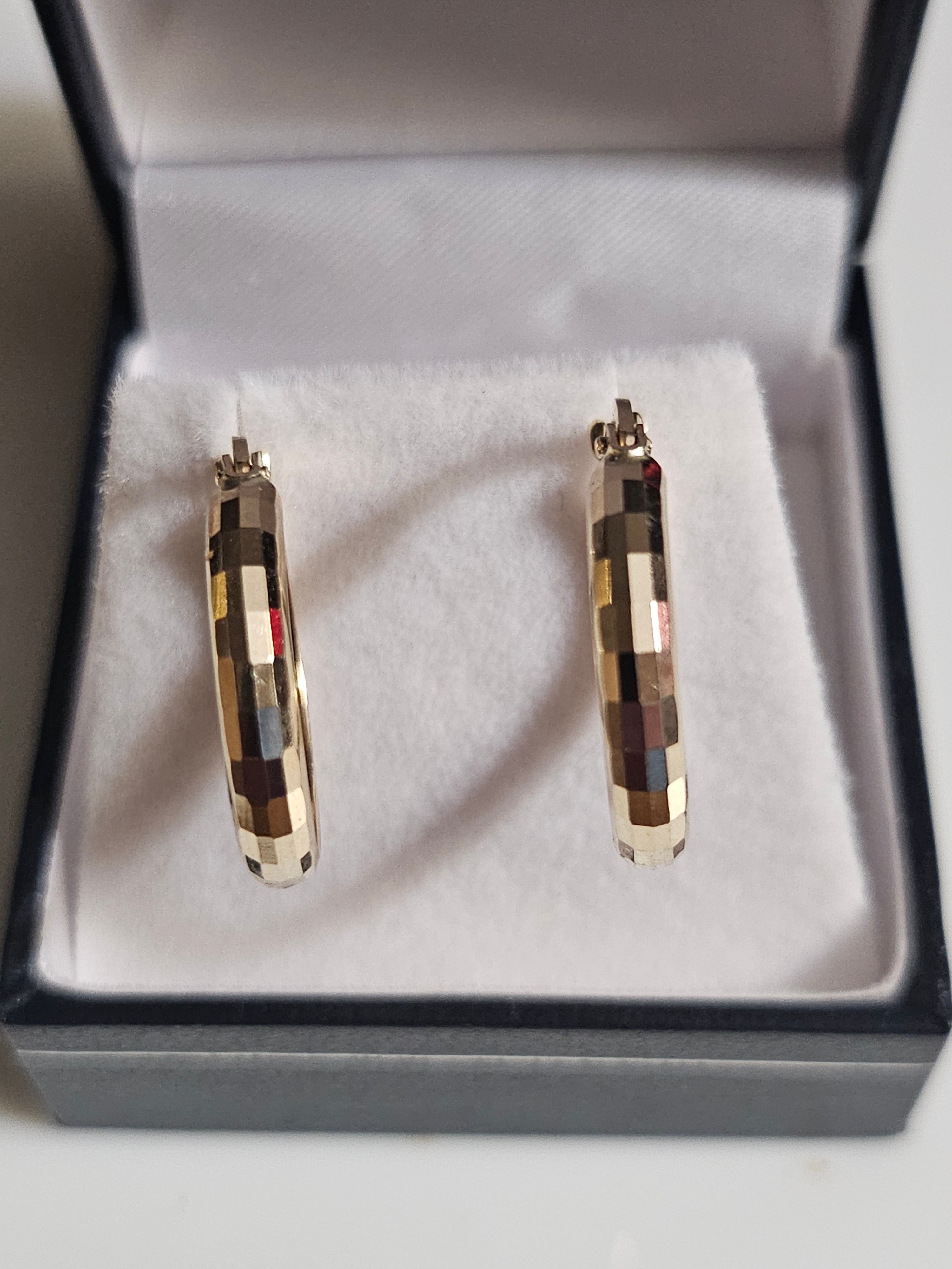 Hoop Earrings - 18mm - Yellow Gold 10Kt - Faceted - $331