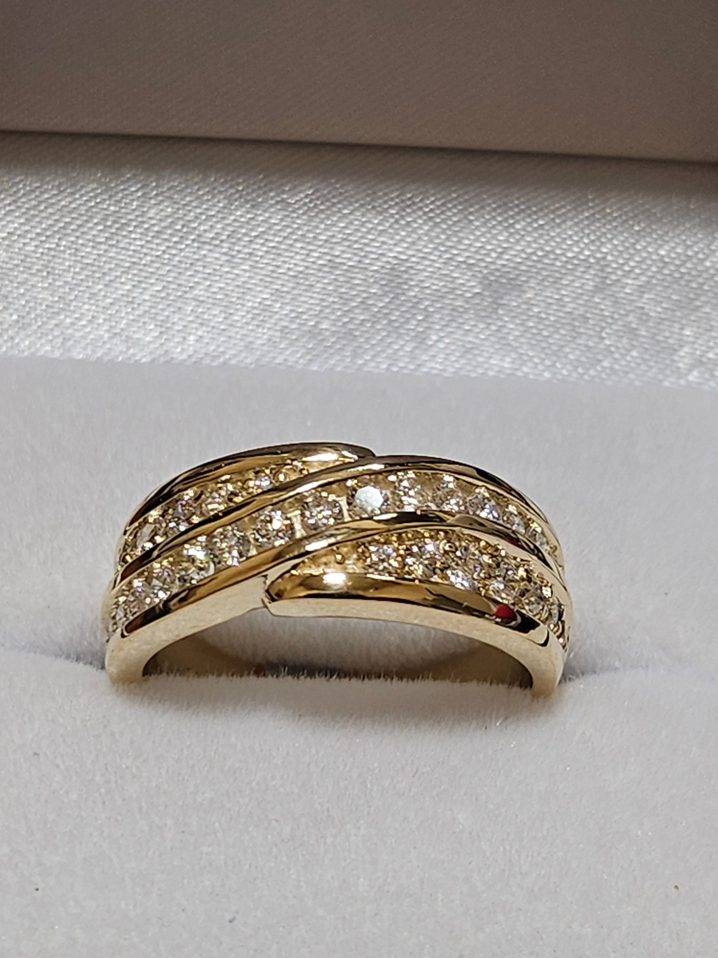 Diamond Ring - Multi-row - Yellow Gold - H1714