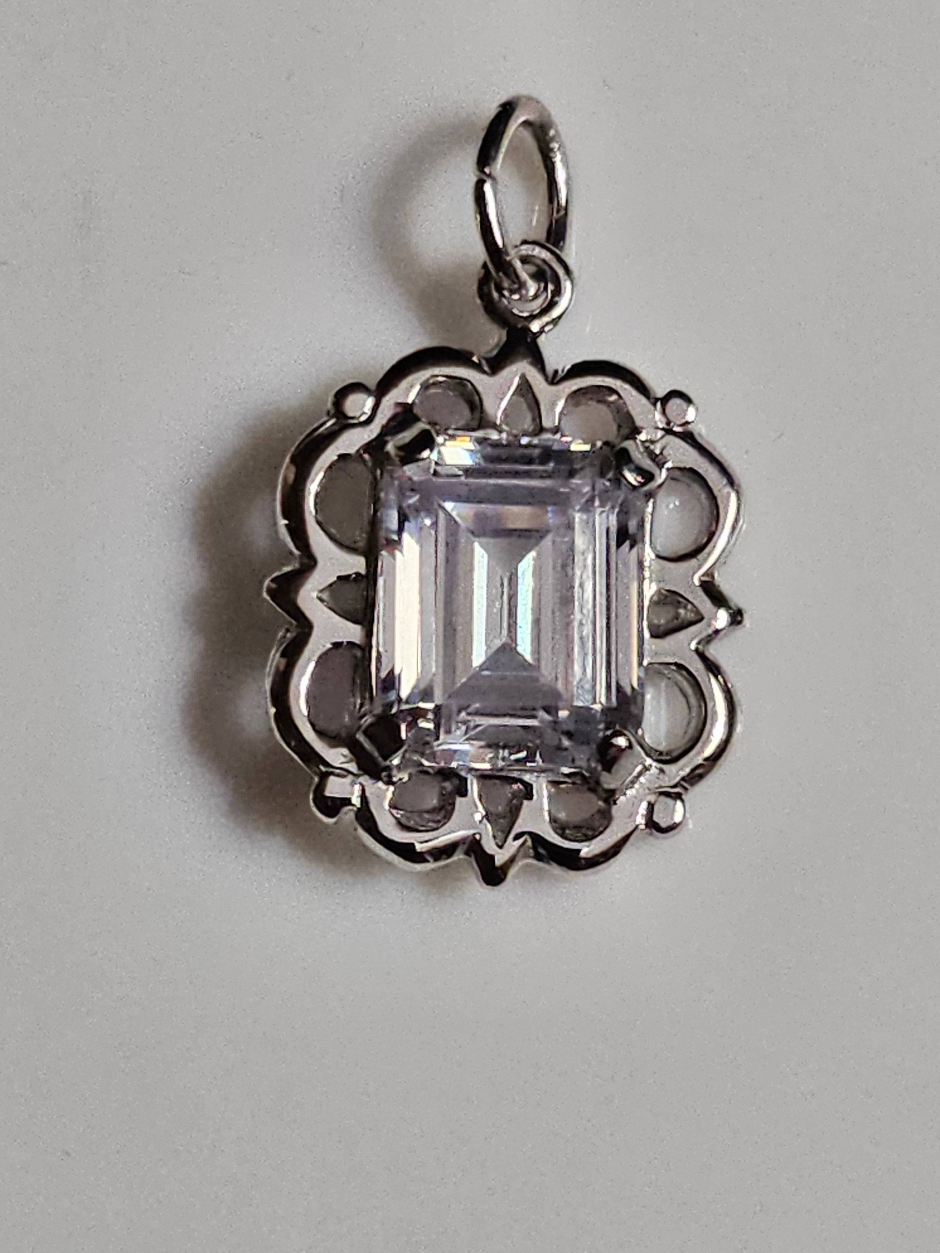 S/SCharm - Clear Stone - 1729