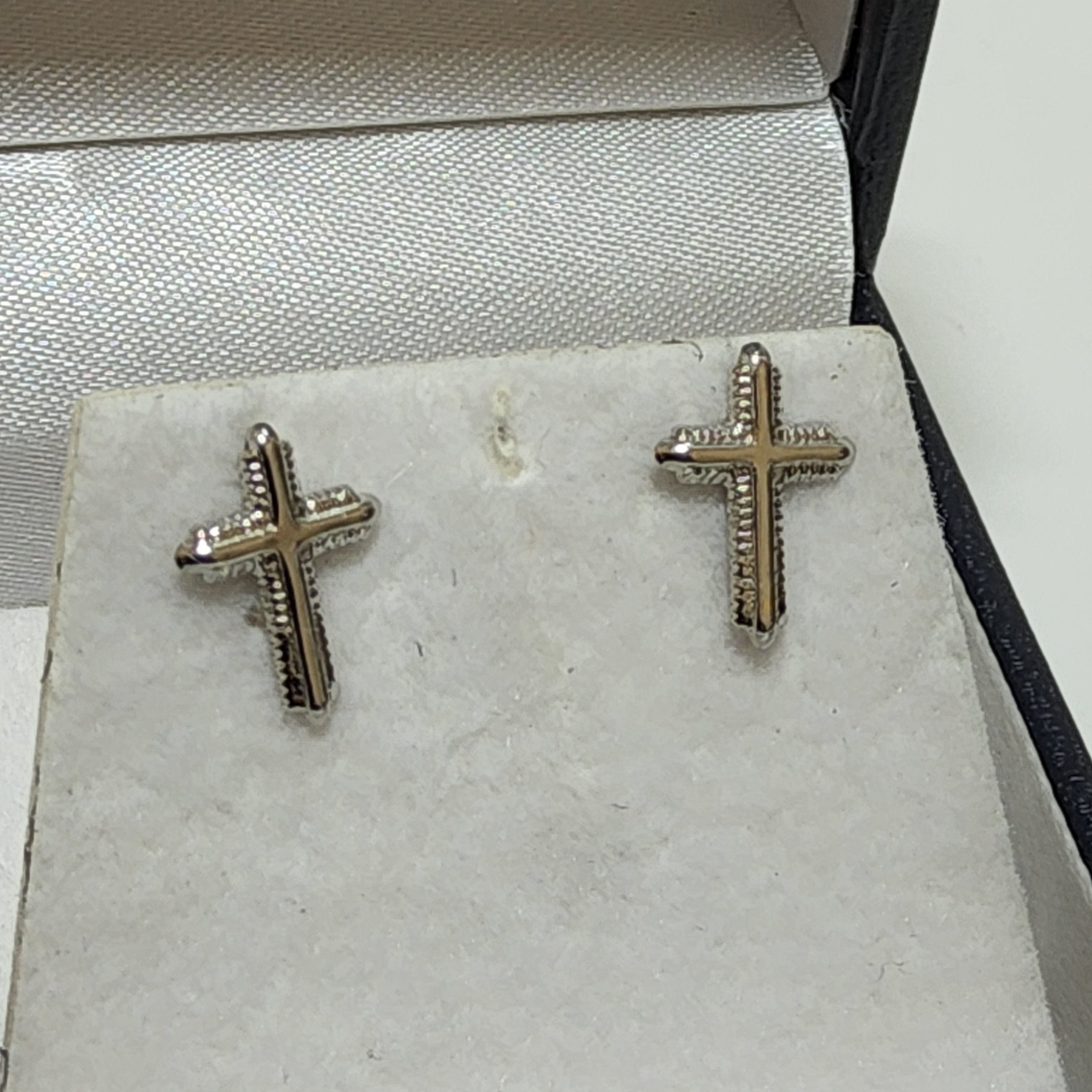 Gold Stud Earrings - Cross - 14Kt - YE1676