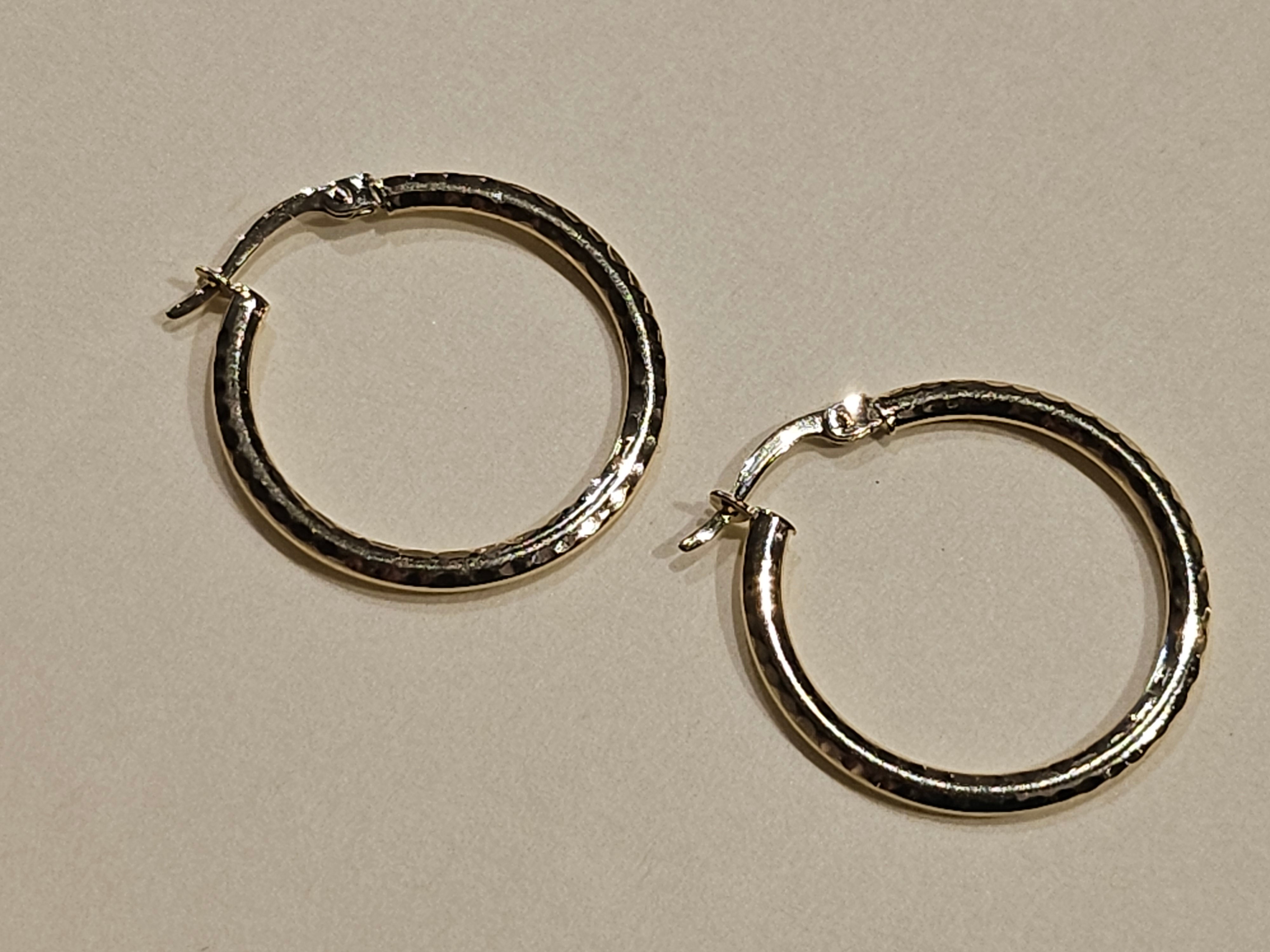 Hoop Earrings - 24mm - Yellow Gold 10Kt - $242