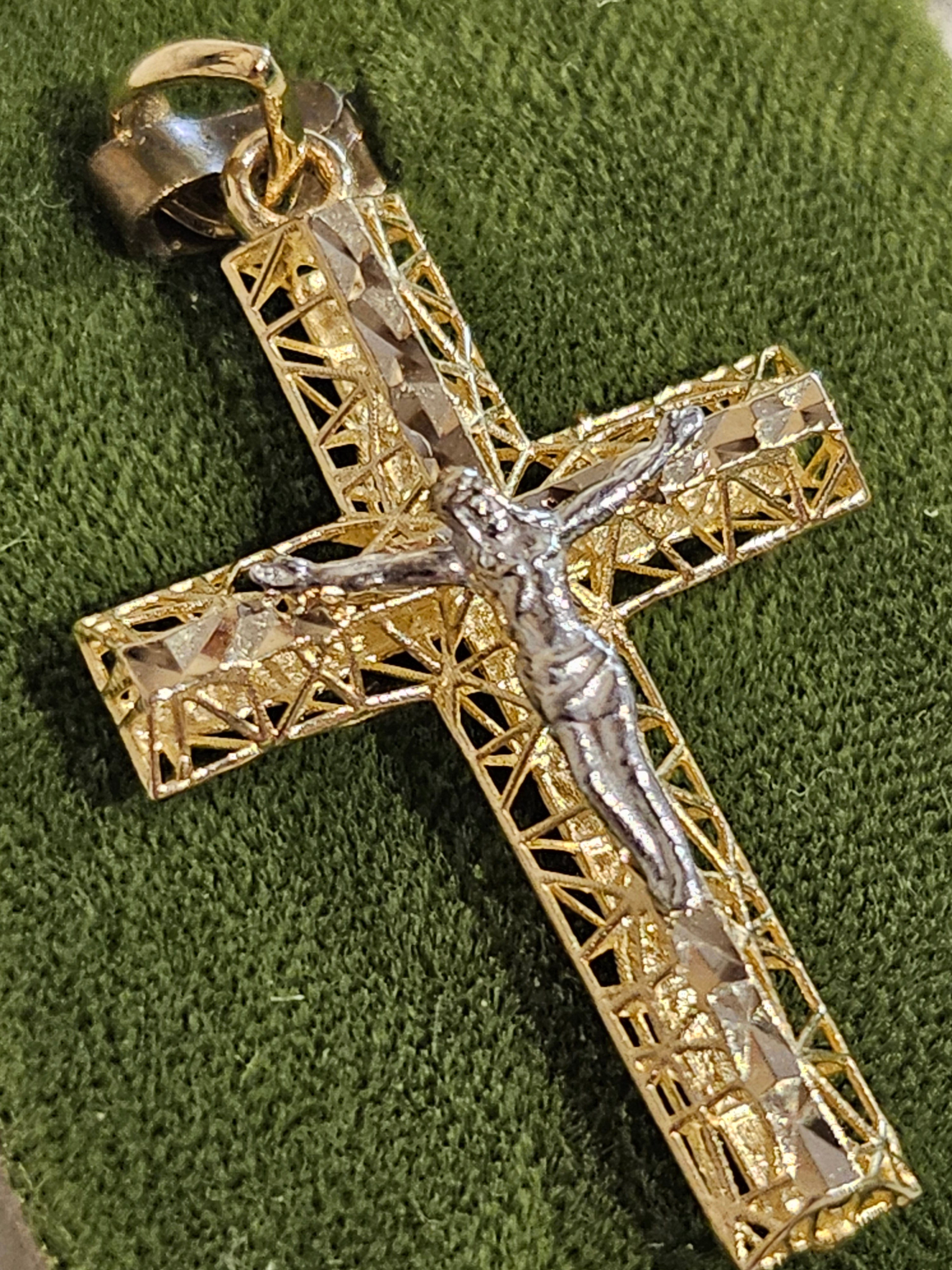 Gold Cross - Crucifix - 2128