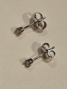 Diamond Stud Earrings (Total Diamond Weight .14)