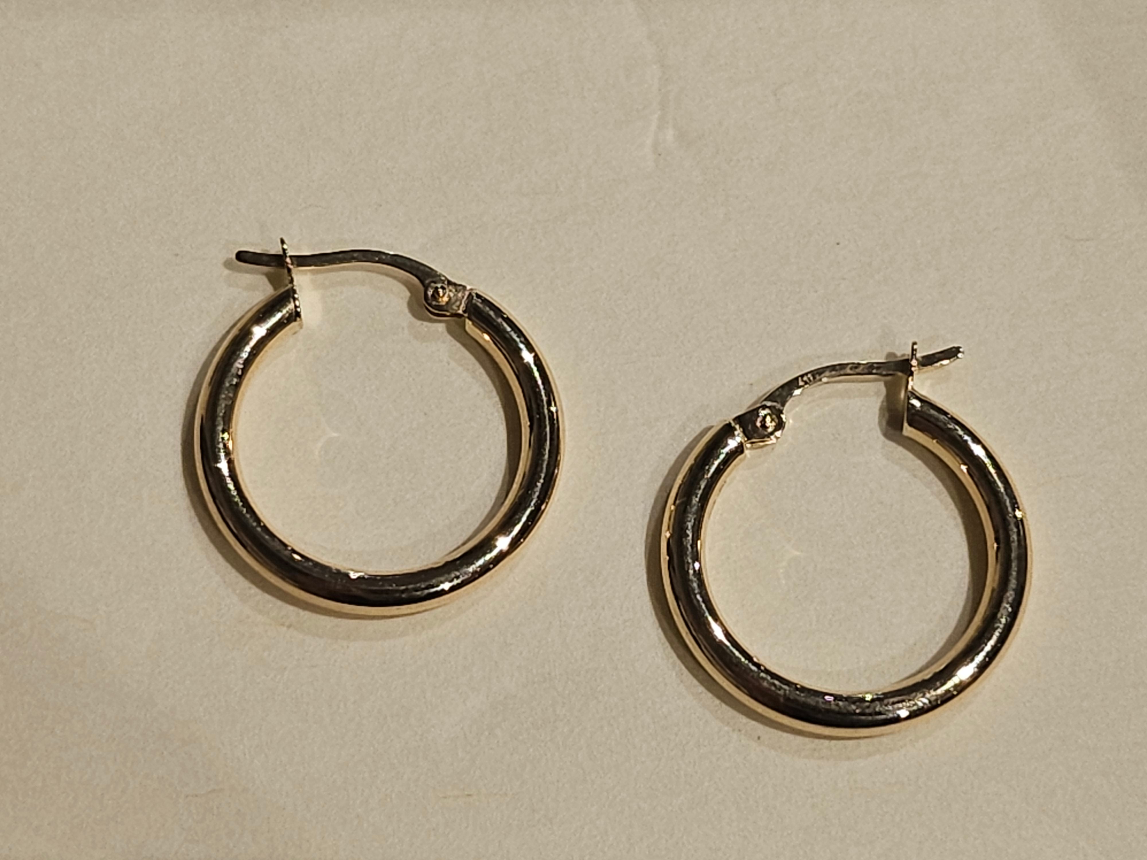Hoop Earrings - 19mm - Yellow Gold 10Kt - Polished - $266