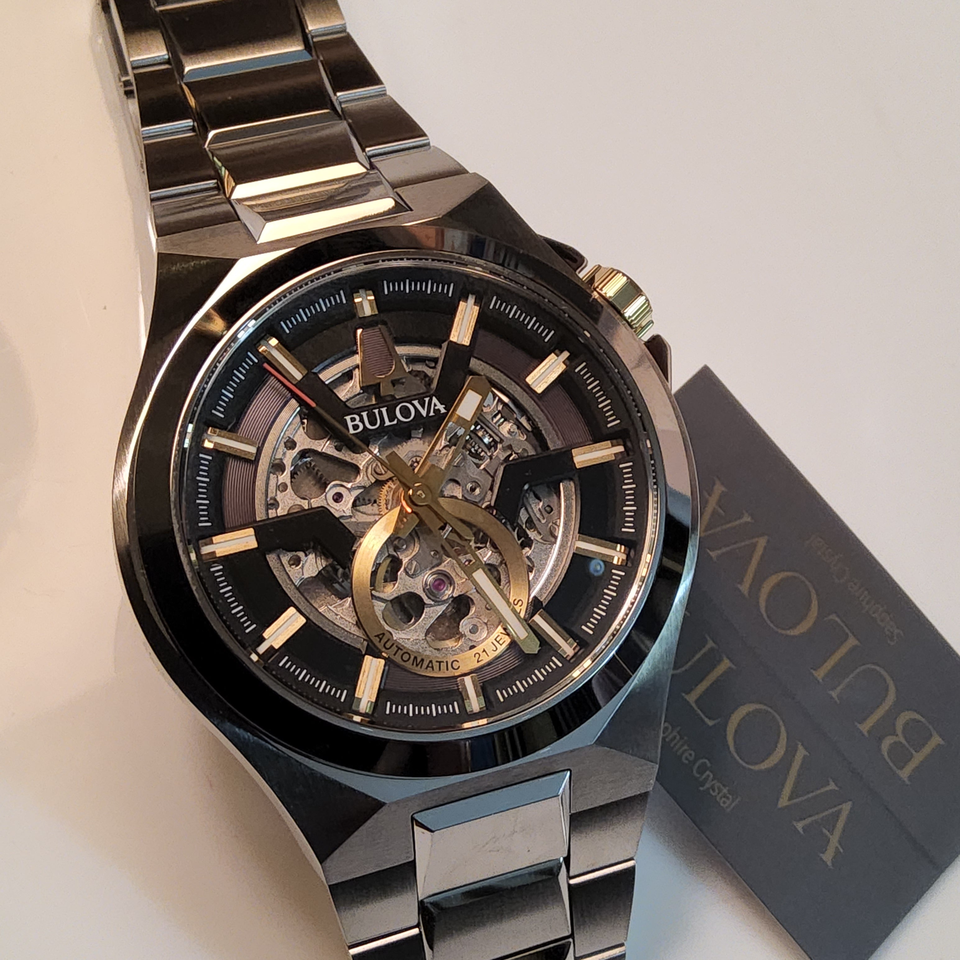 Bulova Automatic Stainless Steel Watch - 98A224 - Maquina