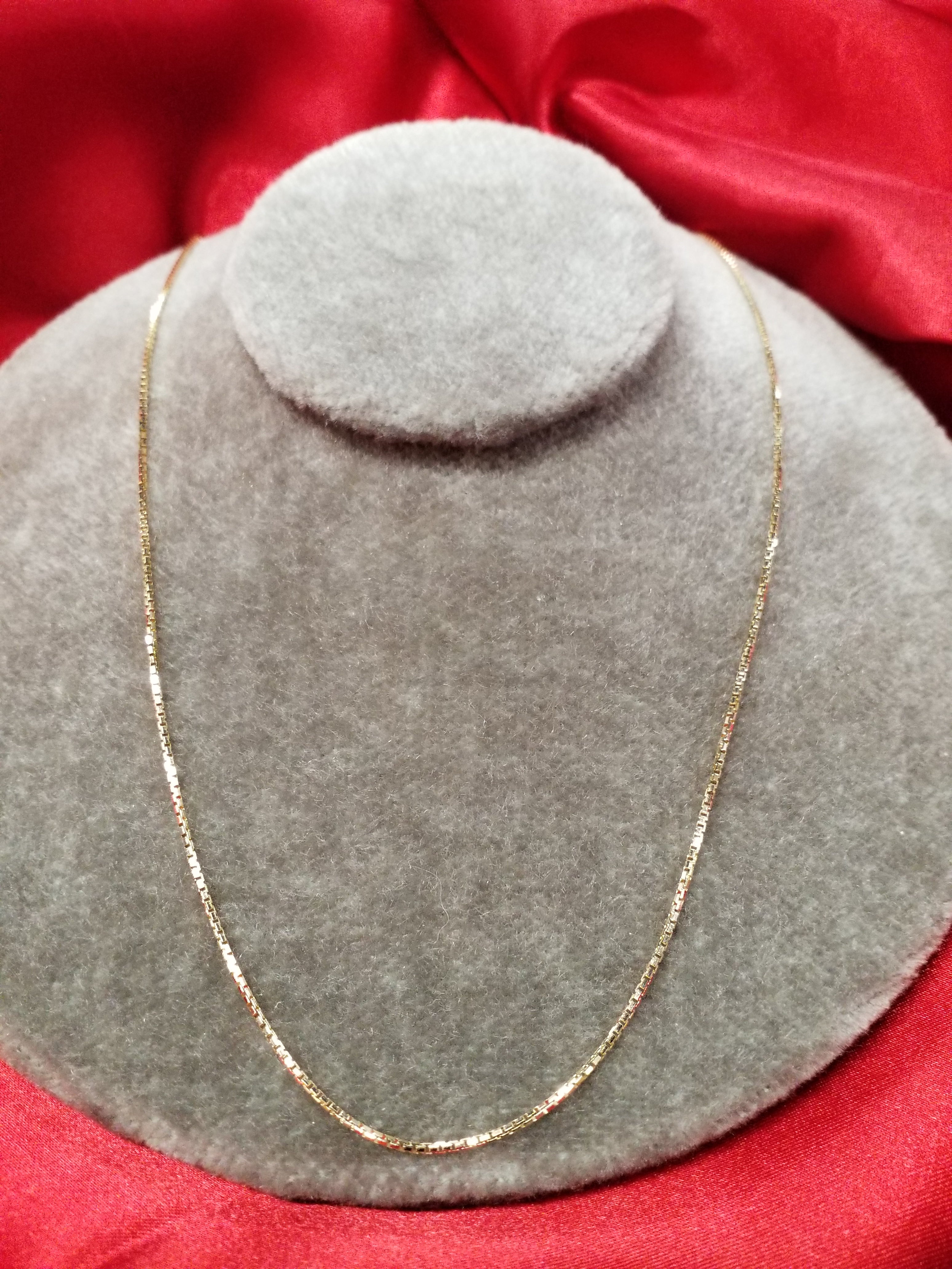 24" 10Kt Yellow Gold Box Style Chain
