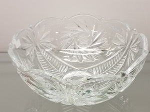 Glass Bowl - Pinwheel Pattern