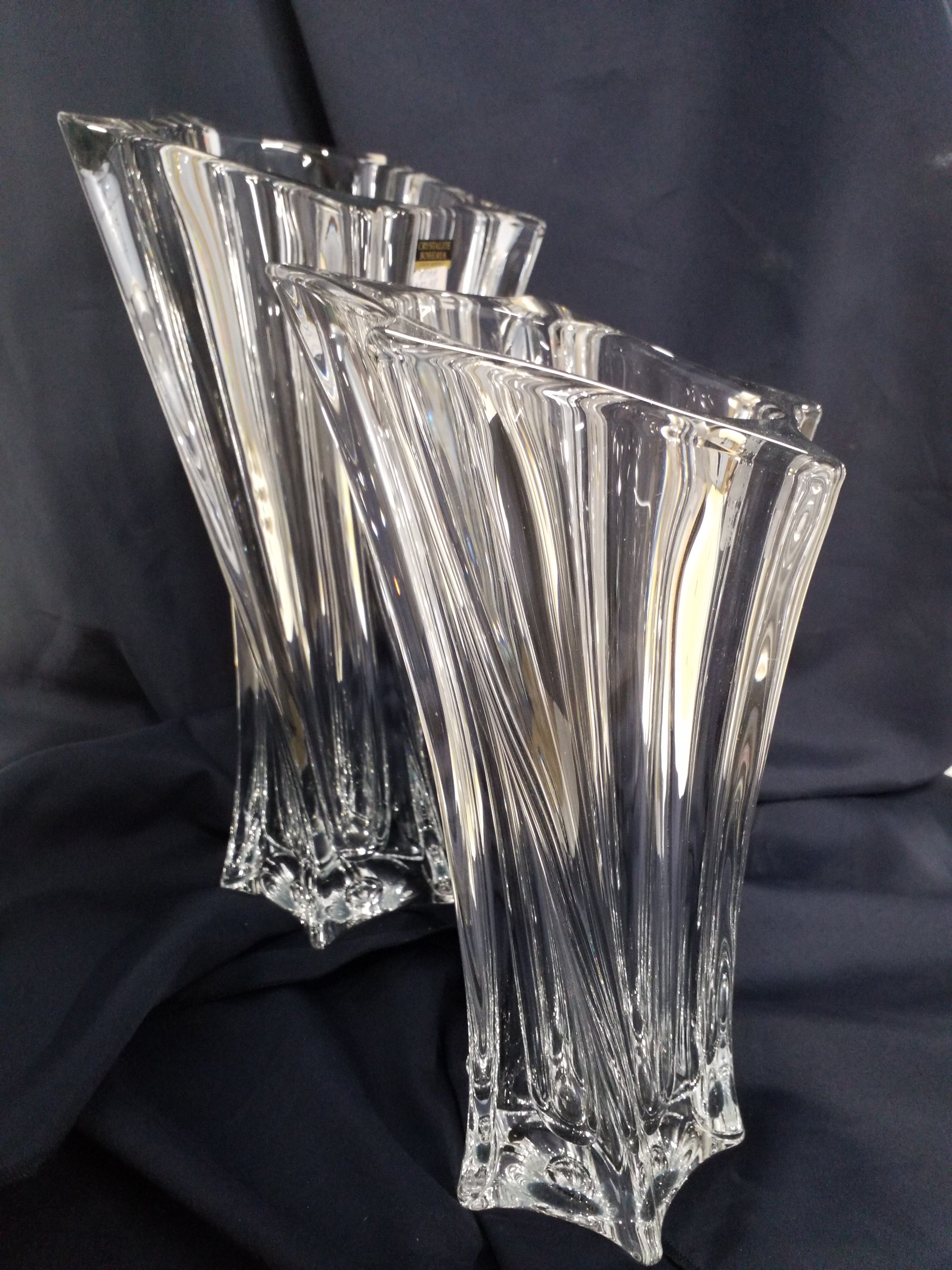 Lead-Free Crystal Vase Yoko - Available in two heights