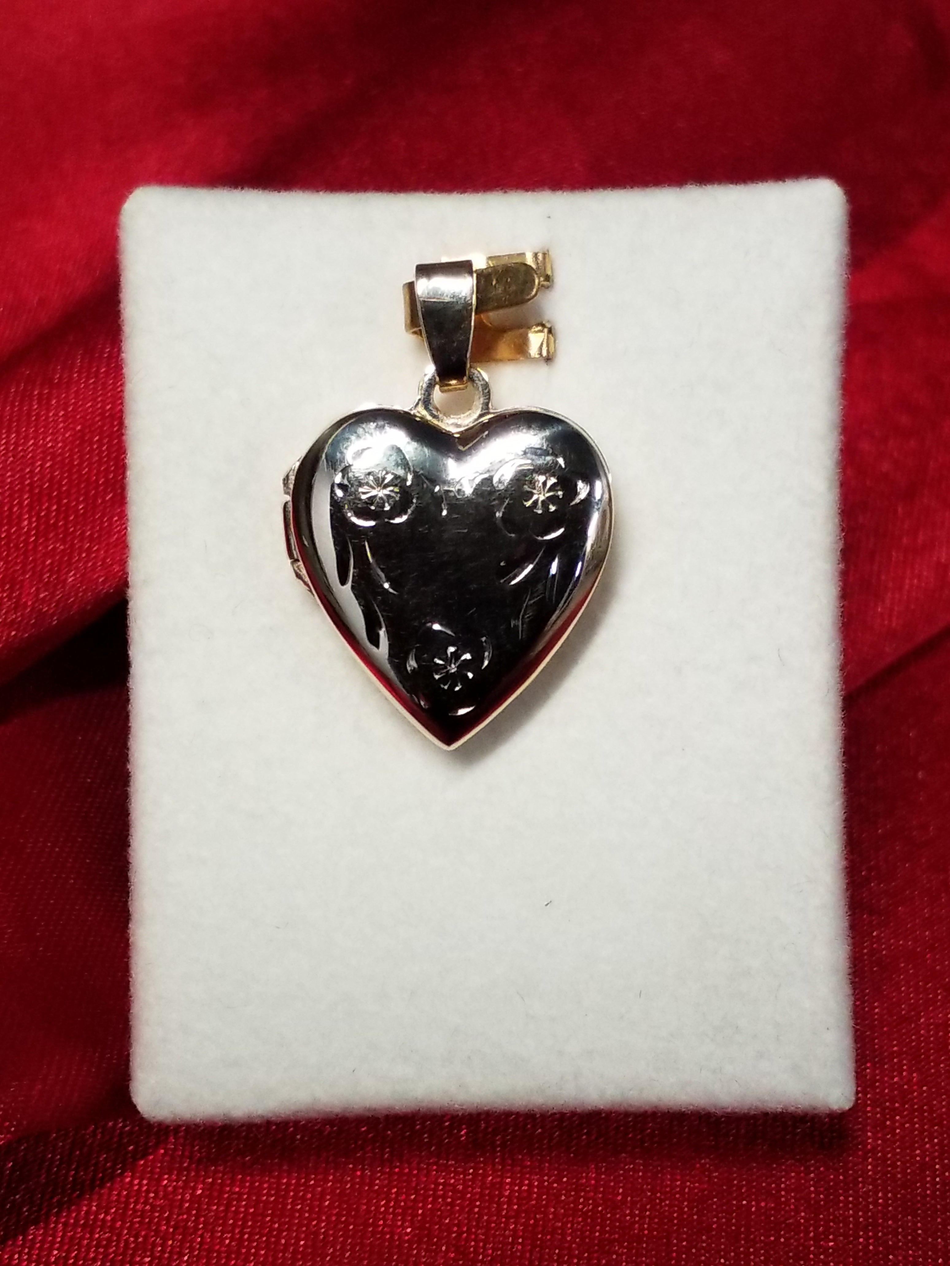 Gold Locket - Heart - Engravable