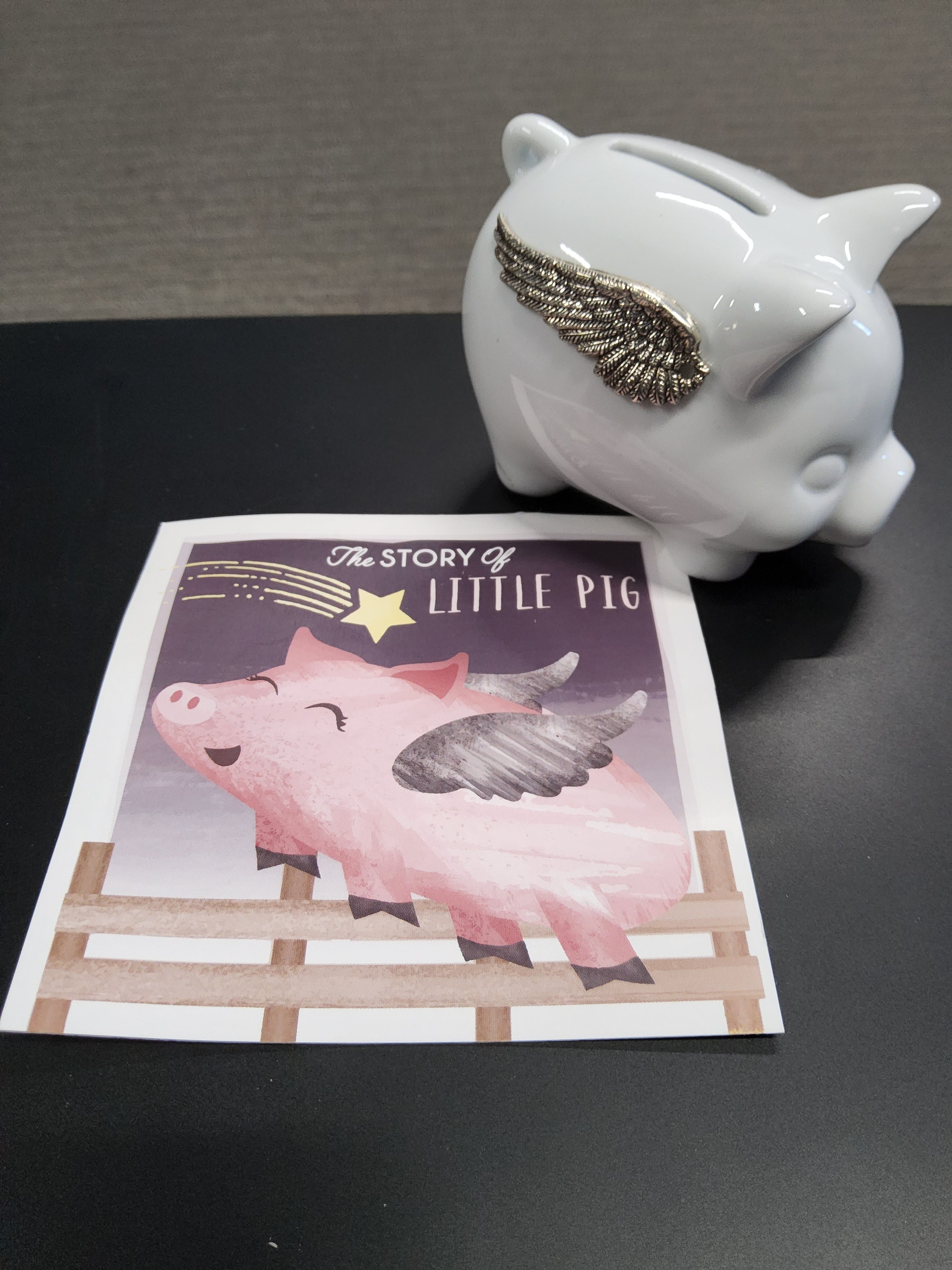 "Story of Little Pig" Baby Bank