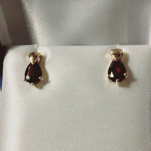 Garnet Earrings (Matching pendant available)