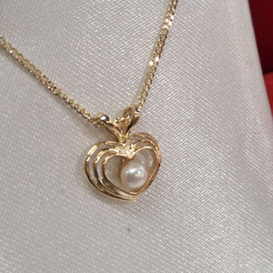 Pearl Pendant - Nested Hearts