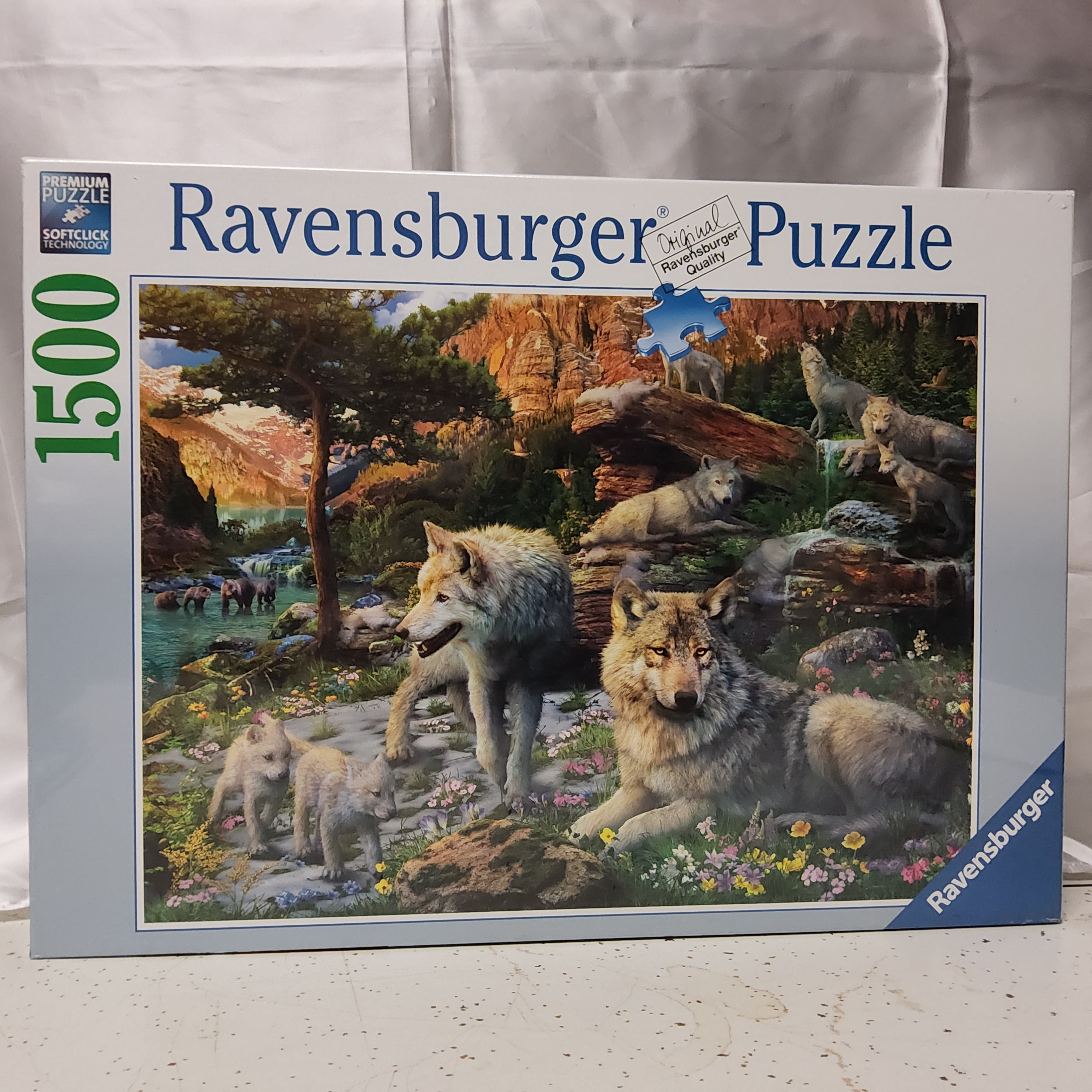 Ravensburger Puzzle - Wolves in Spring - 1500 pieces - #16598