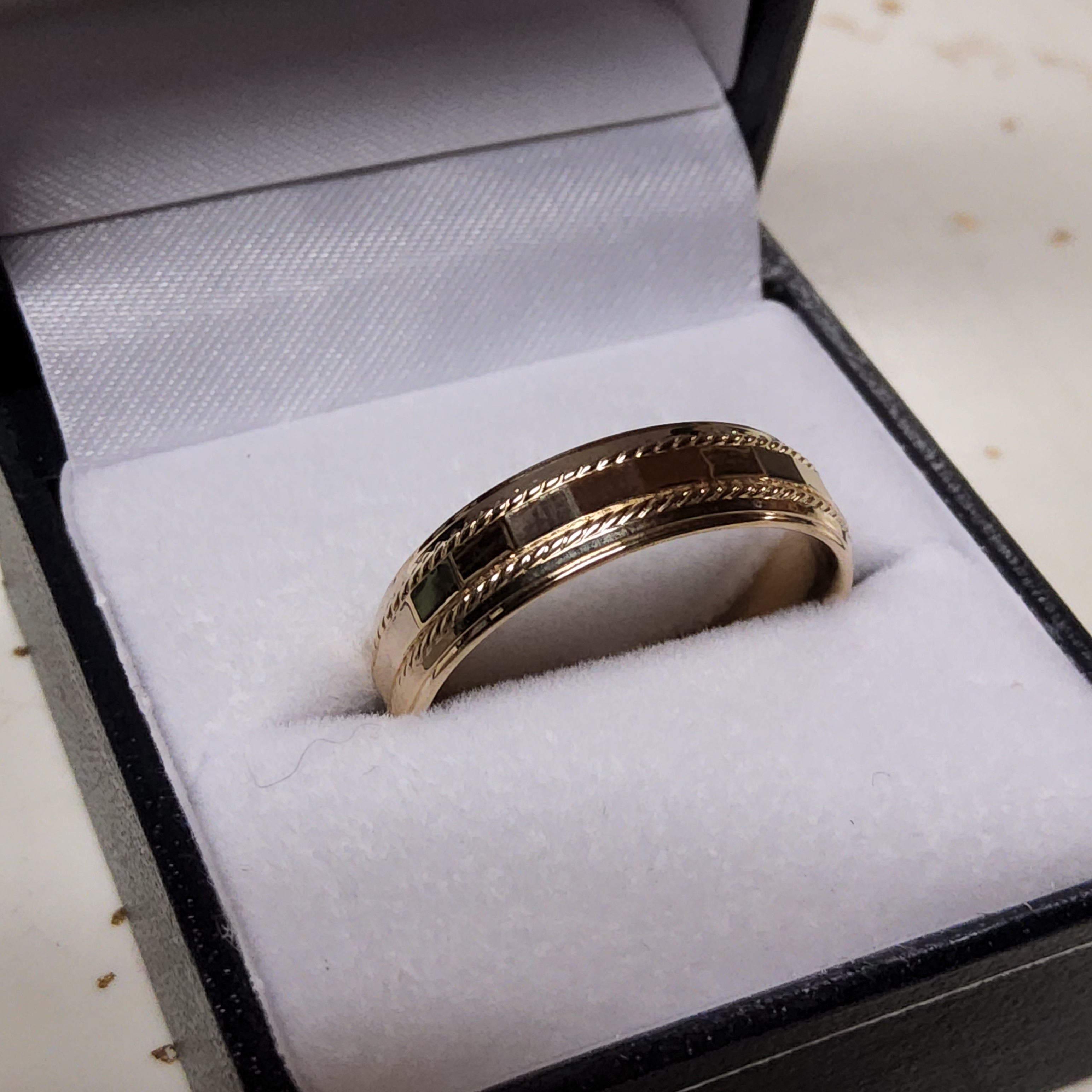 Gold Wedding Band - 6mm 10Kt Yellow Gold - Mens