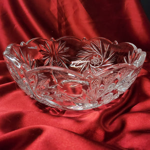 Glass Bowl - Pinwheel Pattern