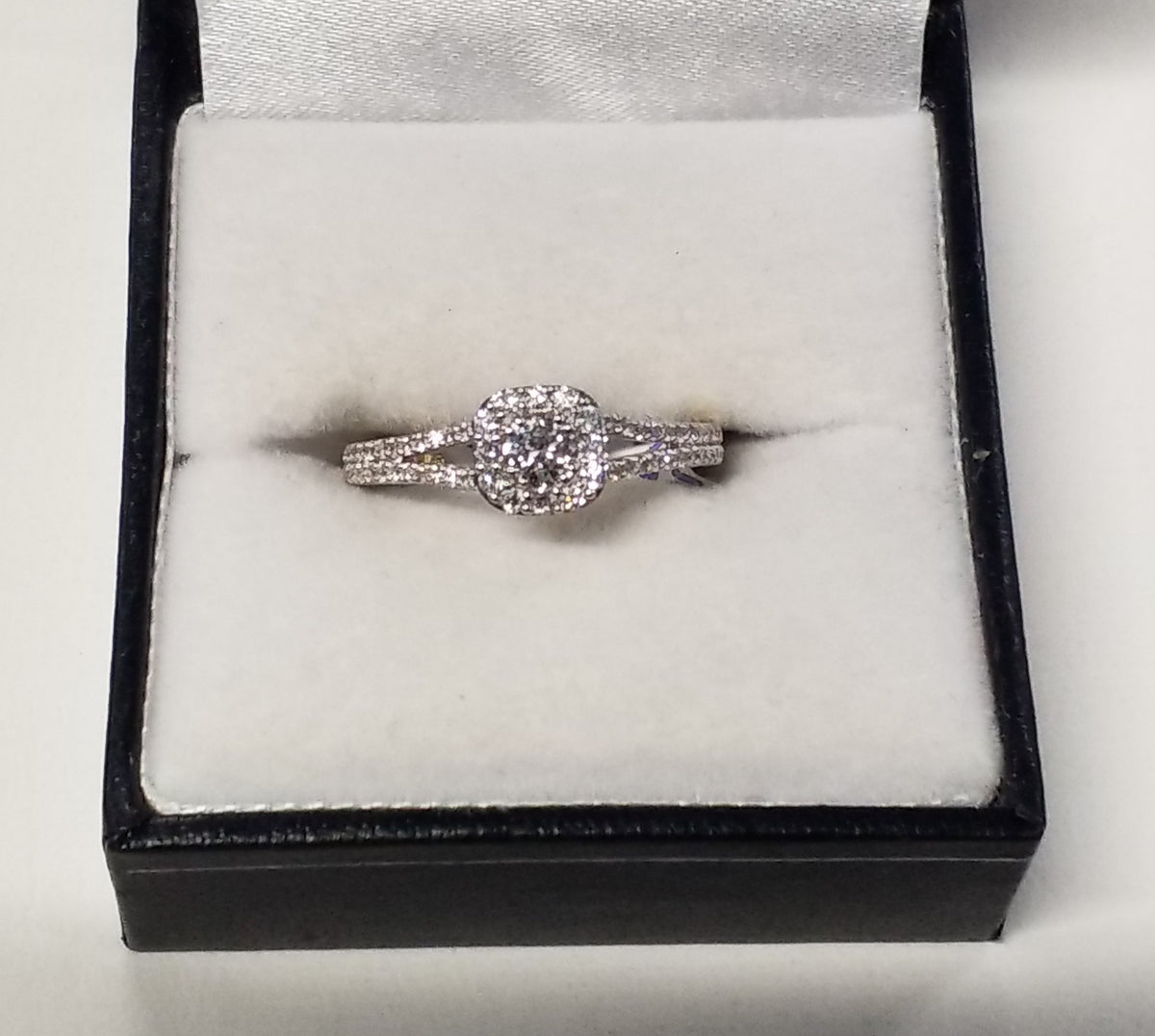 Diamond Engagement Ring – Lesser Jewellers