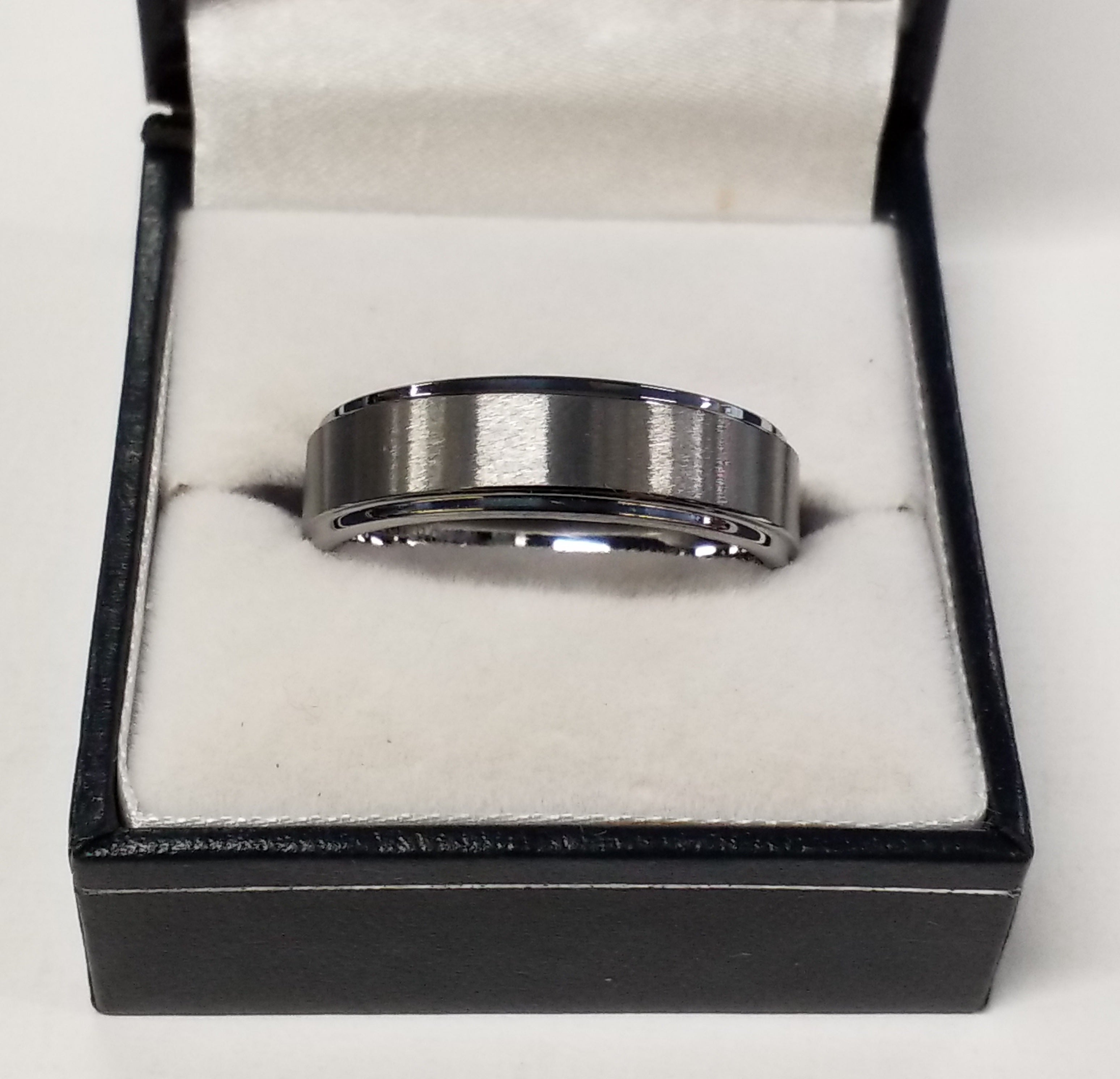 Tungsten Carbide Band TUR14 - Size 10.5 (Sizes 5 through 15 can be ordered)